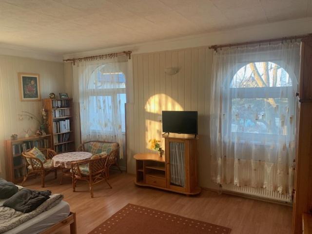 Ferienwohnung Erd - Csendes, Kenyelmes Csaladi Haz Exterior foto